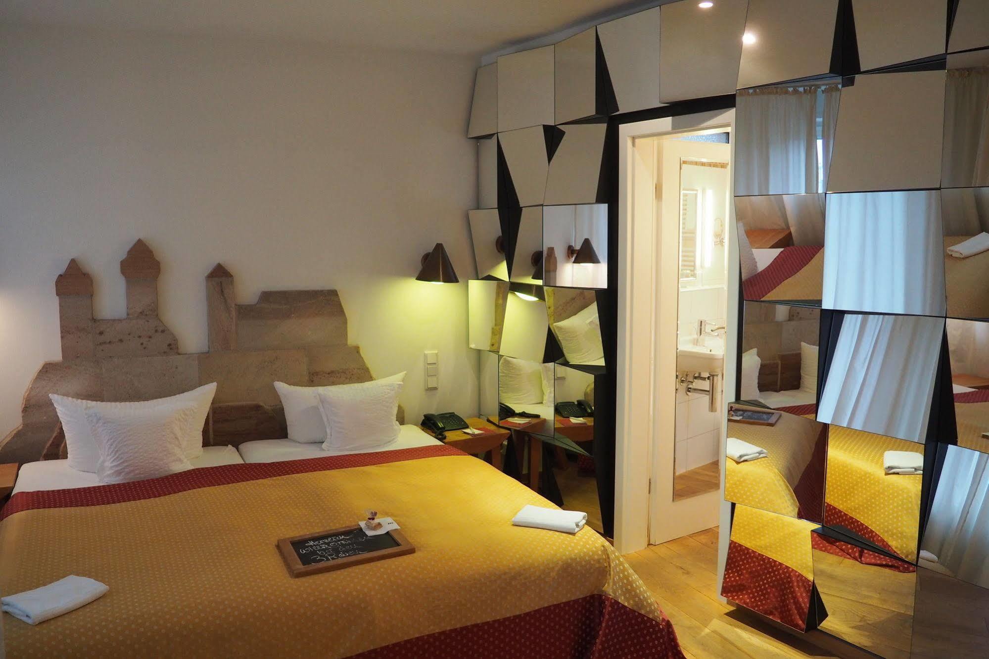 Hotel Drei Raben Нюрнберг Екстер'єр фото