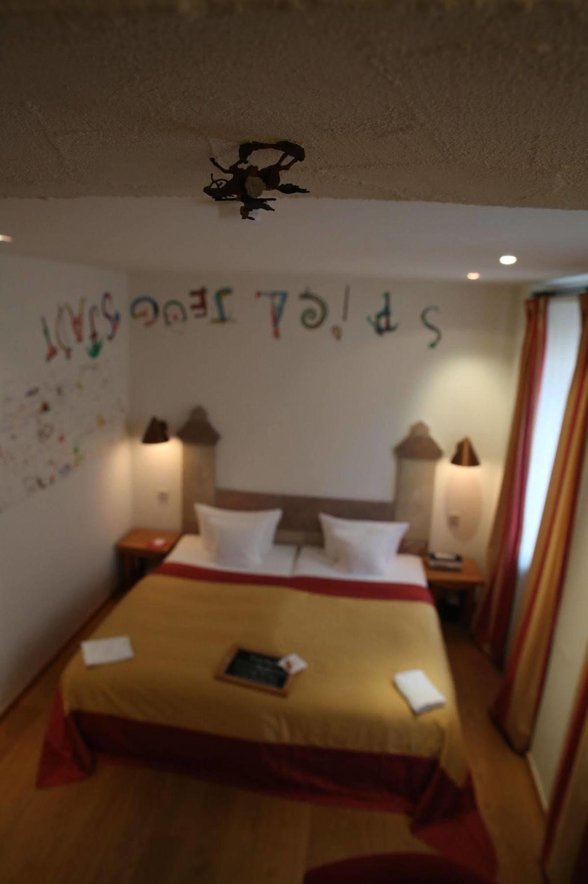 Hotel Drei Raben Нюрнберг Екстер'єр фото
